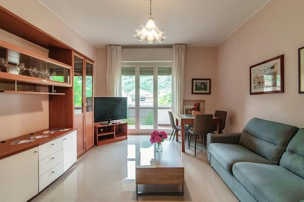 La Rosa Del Lago - Aqua Apartments コモ 0*,  イタリア